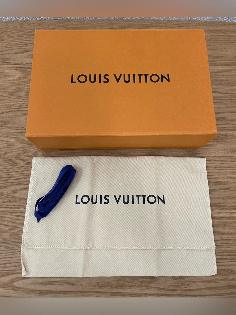 LOUIS VUITTON Petit Sac Plat Crossbody Monogram Canvas Bag Like New